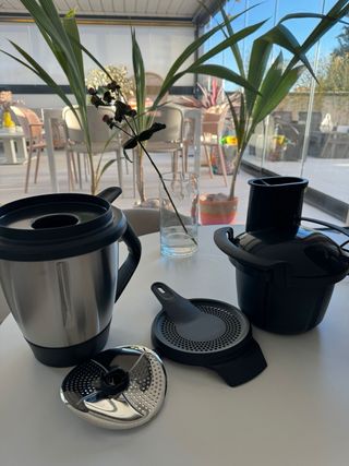 Thermomix TM6 con accesorios extra