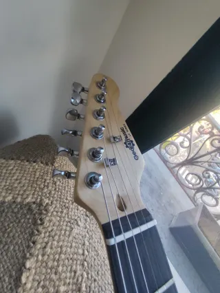 Guitarra eléctrica niños y amplificador Gear4music