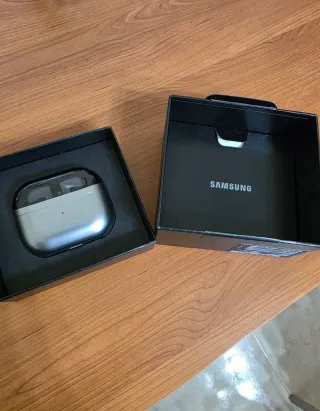 Samsung Galaxy Buds3 Pro Plata
