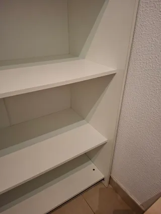 Armario puerta corredera de madera a recoger Bcn