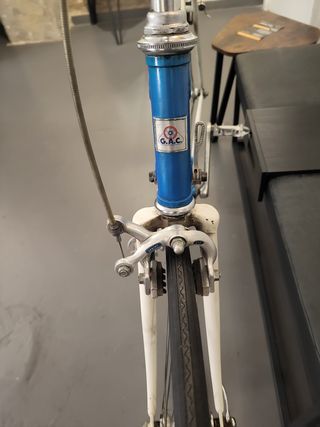 Bicicleta de carretera G.A.C. vintage