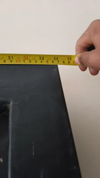 Puerta de hierro con rejas