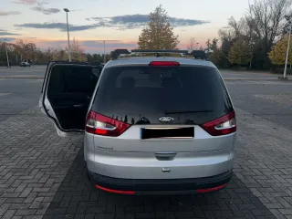 Ford Galaxy 2012
