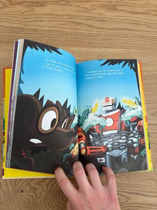 RR.7 Roc Rocafort i el robot gegant contra els ...