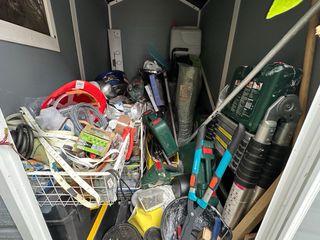 Muebles de jardín cojines beige y marrón