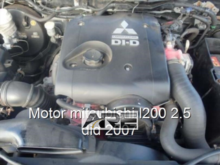 Motor mitsubishi l200 2.5 did 2007.