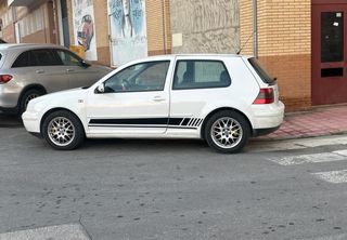 Peugeot Partner 2017/120 cv 6 marchas