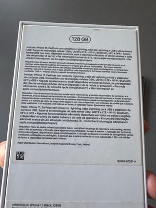 IPHONE 11 Negro 128GB + regalos