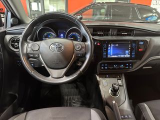 Toyota Auris 1.8 140H Active (Bus. P.) Touring Sports