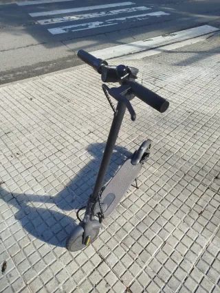 Patinete Eléctrico Negro Xiaomi Essential