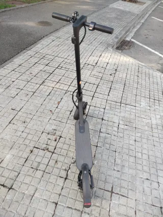 Patinete Eléctrico Negro Xiaomi Essential