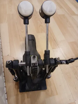 Doble Pedal Mapex P810 Armory