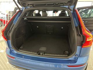 VOLVO XC60 R-DESING B4 2.0D 197CV AWD AUTO 8 VEL.