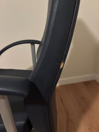 Sillón de oficina ergonómico negro