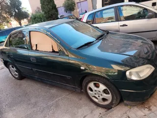 Opel Astra 2000