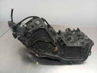 FARO IZQUIERDO TOYOTA AURIS (E18) 2ZR 8115002K30