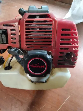 Motor desbrozadora SMASH D34 funcionando