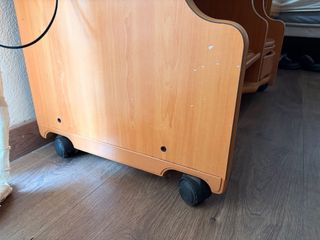 Escritorio de madera