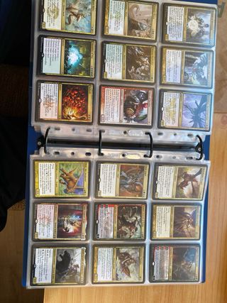 Álbum de cartas Magic (raras y míticas)