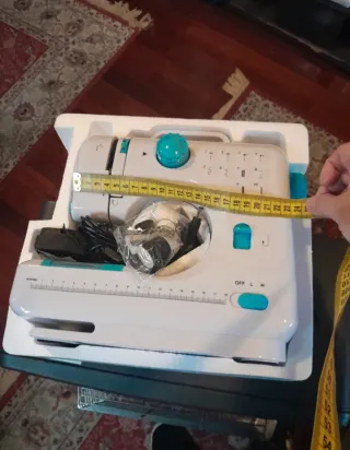 Máquina de coser pequeña