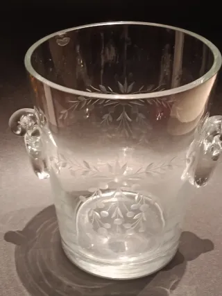 Cubitera grande  cristal tallado ANTIGUA