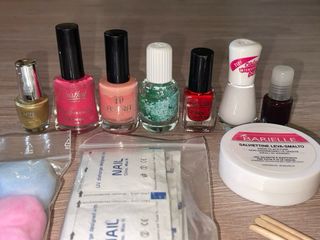 Set Unghie Smalto e Accessori