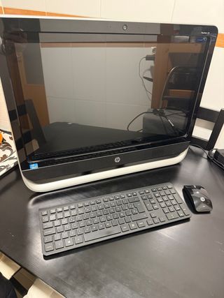 Ordenador HP Pavilion 23 All-in-One,muy cuidado