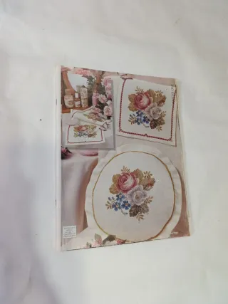 Revistas de Labores del Hogar y una incompleta