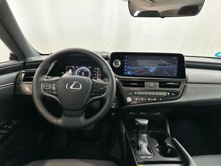 Lexus ES  2.5 300h Premium