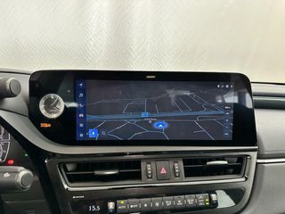 Lexus ES  2.5 300h Premium