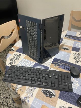 Ordenador/Tablet Lenovo Azul y Negro