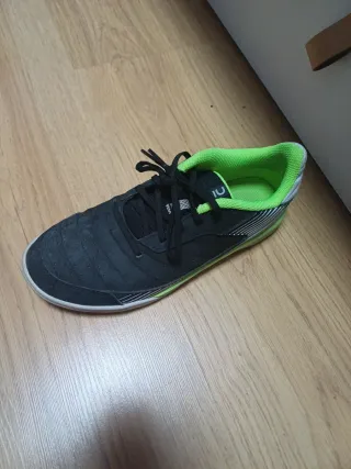 Zapatillas  niño talla 35