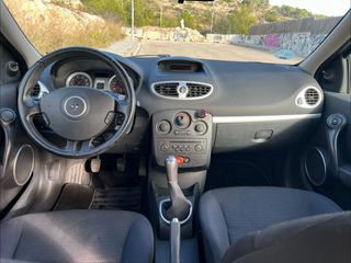 Renault Clio 2006