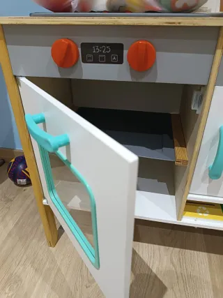 Cocina de juguete de madera