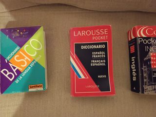 Lote 3 diccionarios español inglés y francés