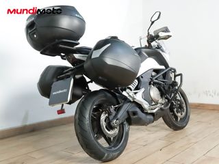 CFMOTO CF 650 MT