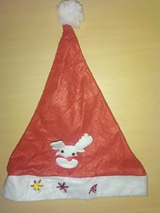 Gorro navideño con reno que se ilumina