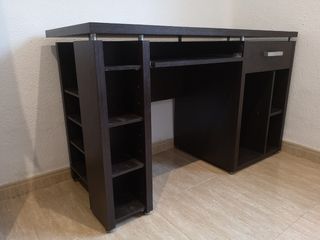 Escritorio color wengué