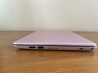 HP Pavilion 14” i5 8GB RAM 256GB SSD Rosa