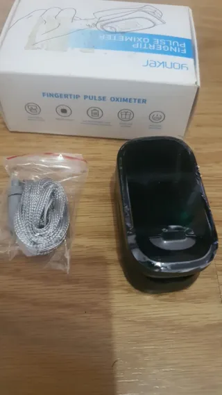 Pulsioxímetro de Dedo Yonker