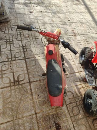 Mini moto cros roja