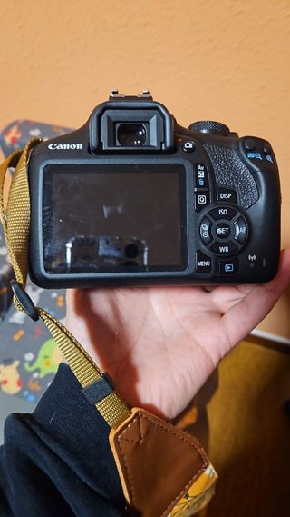 Pack Canon EOS 2000D ¡CON MENOS DE 1800 DISPAROS!