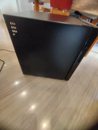 Vinoteca para 16 botellas