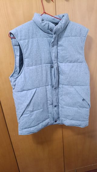 Chaleco Zara Gris