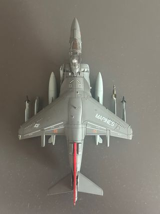 Maqueta Hobby Master AV-8B+ Harrier VMA-311 HA2622