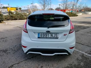 Ford Fiesta ST 182cv - 2014 - 148mil kms