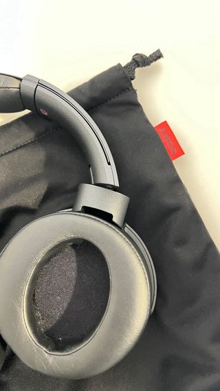 Auriculares Sony Negros MDR-XB950N1