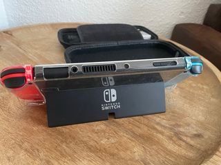 Nintendo Switch OLED Azul/Rojo + Funda