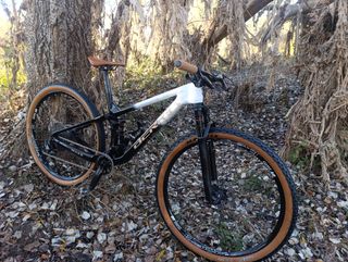 Berria 2023 carbono doble suspension 29 pulgadas