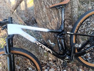 Berria 2023 carbono doble suspension 29 pulgadas